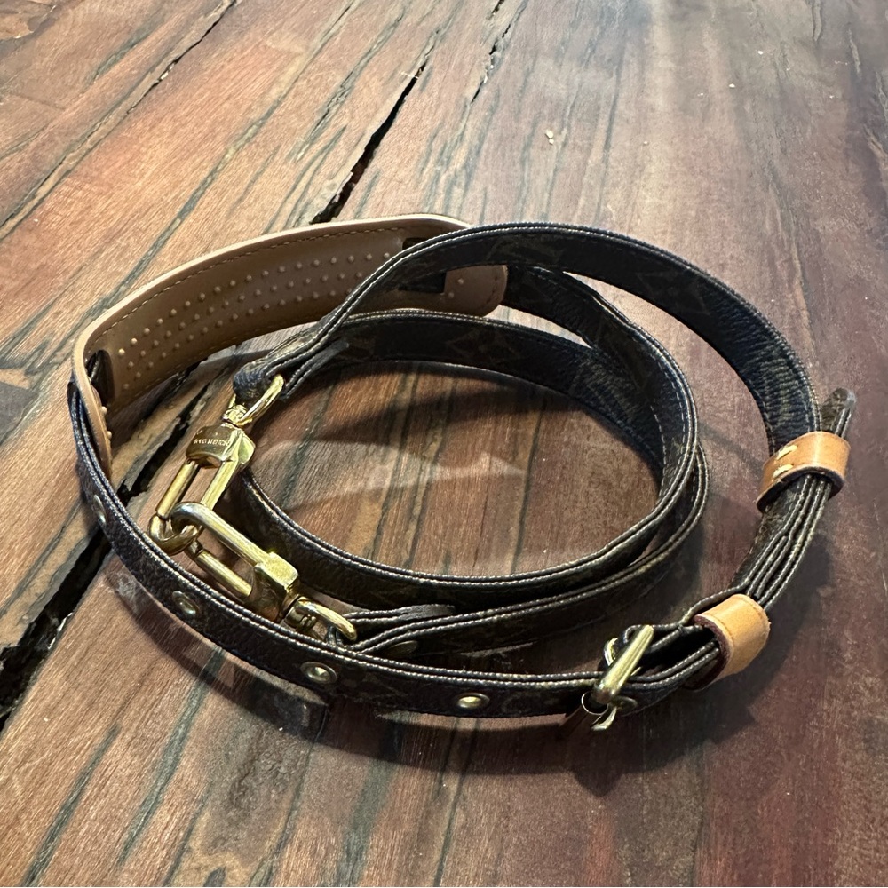Louis Vuitton Brown Leather Bag Strap with Gold Buckle